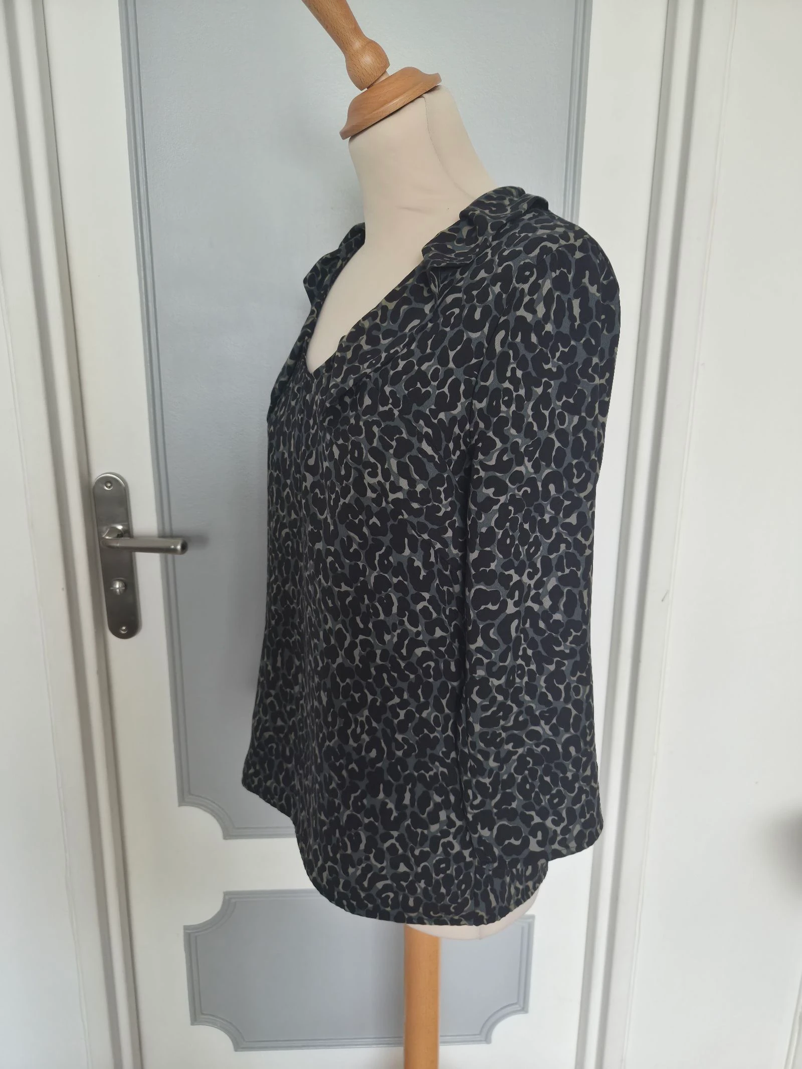 Leopard print blouse Relish size 36 – photo 3
